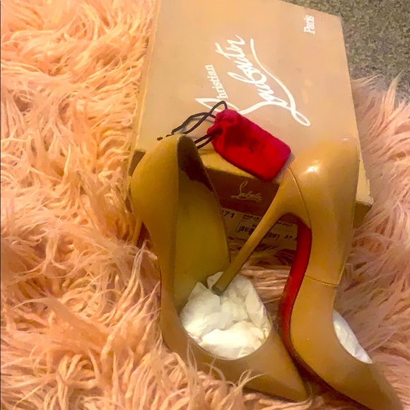 Christian louboutin red bottoms - Picture 2 of 6